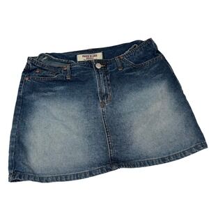 Vintage Paris Blues Women Size 7 Denim Mini Skirt Y2K Blue Wash 30x13 Distressed